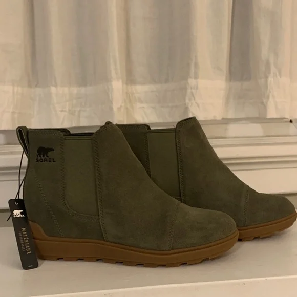 NWT Sorel Women's Evie II Ankle Bootie - Picture 2 of 10